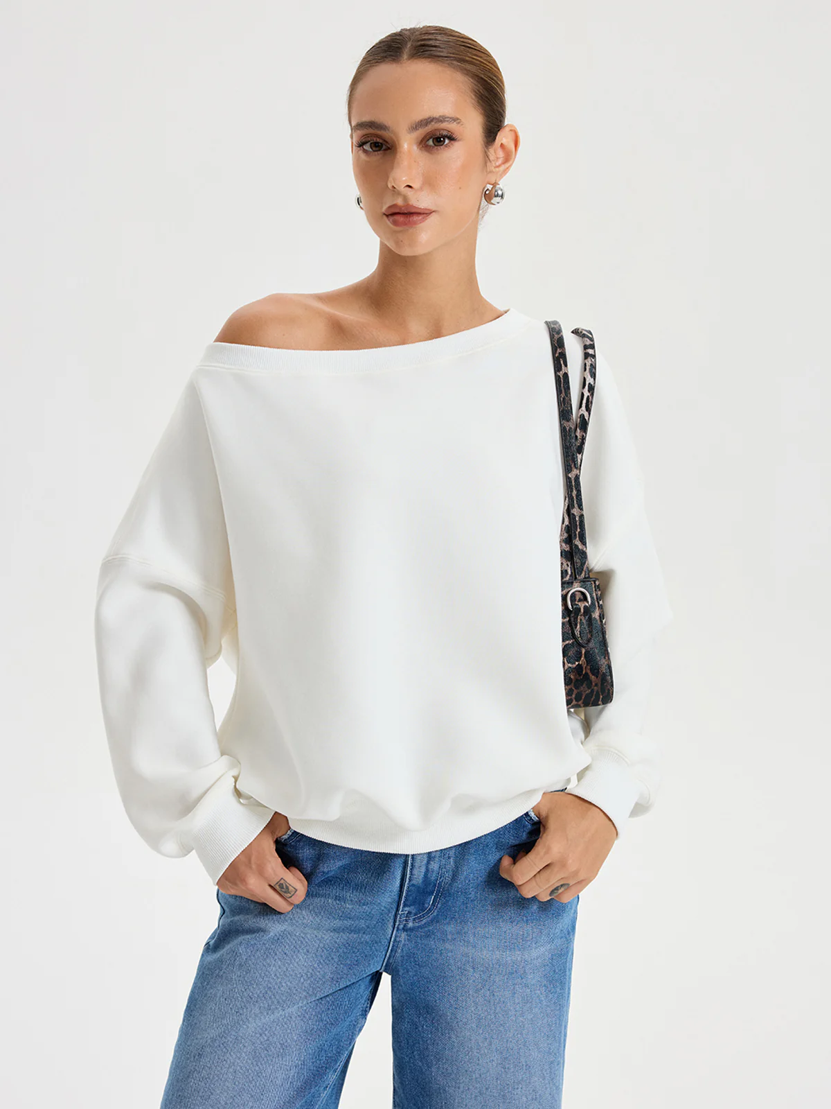 Off-Shoulder Oversized Sweatshirt