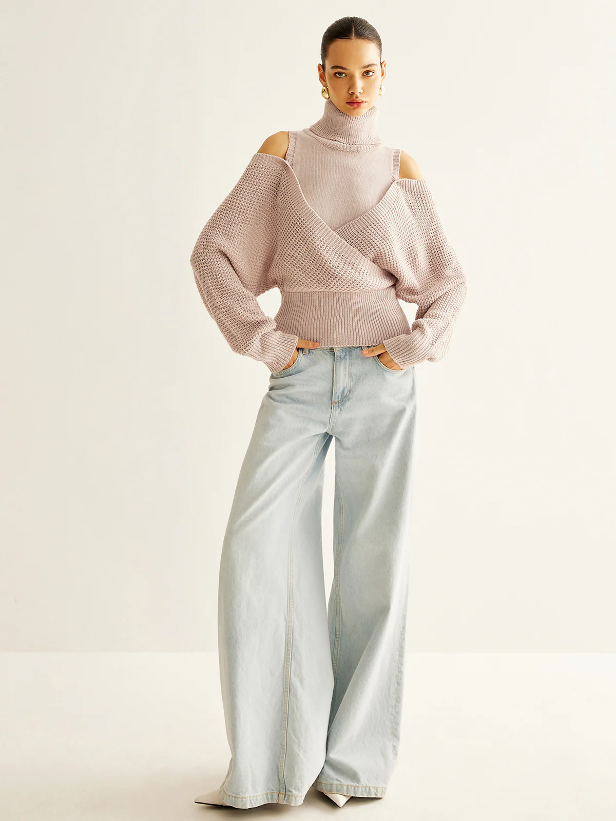 Oversized Wool-Blend Turtleneck Cinched Knit Top