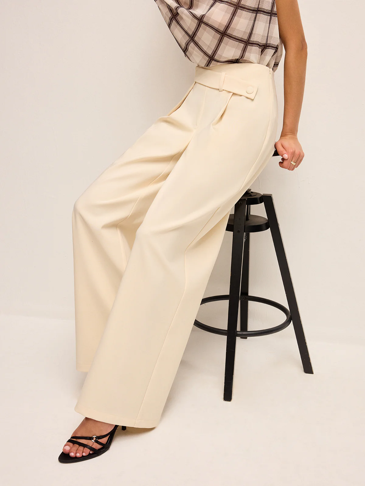 Mid-Waisted Wide-Leg Pants With Belted Detail