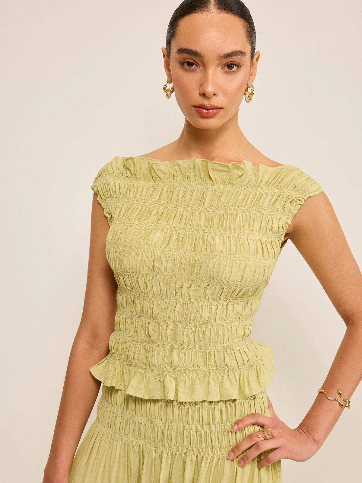 Reversible Pleated Linen Top with Ruffled Neckline