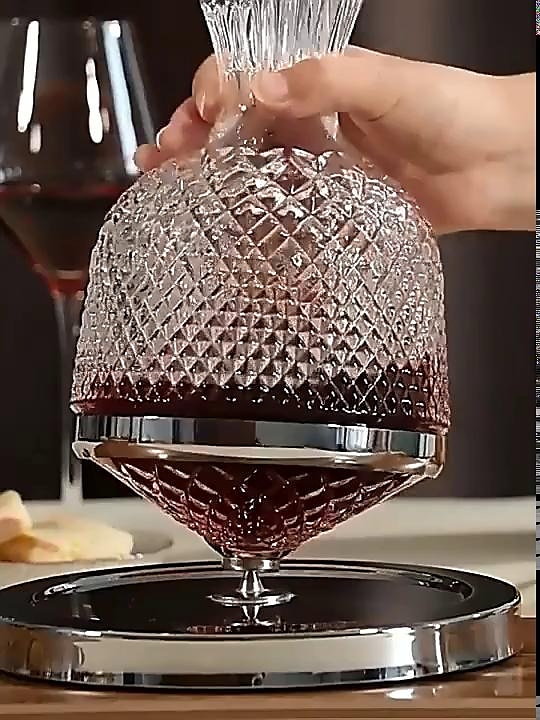 Luxury Rotating Wine Decanter LeadFree Clear Crystal Glass Red Wine