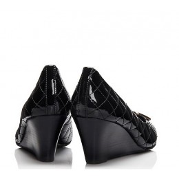 Tory Burch Quinn Quilted Wedge Black Gold