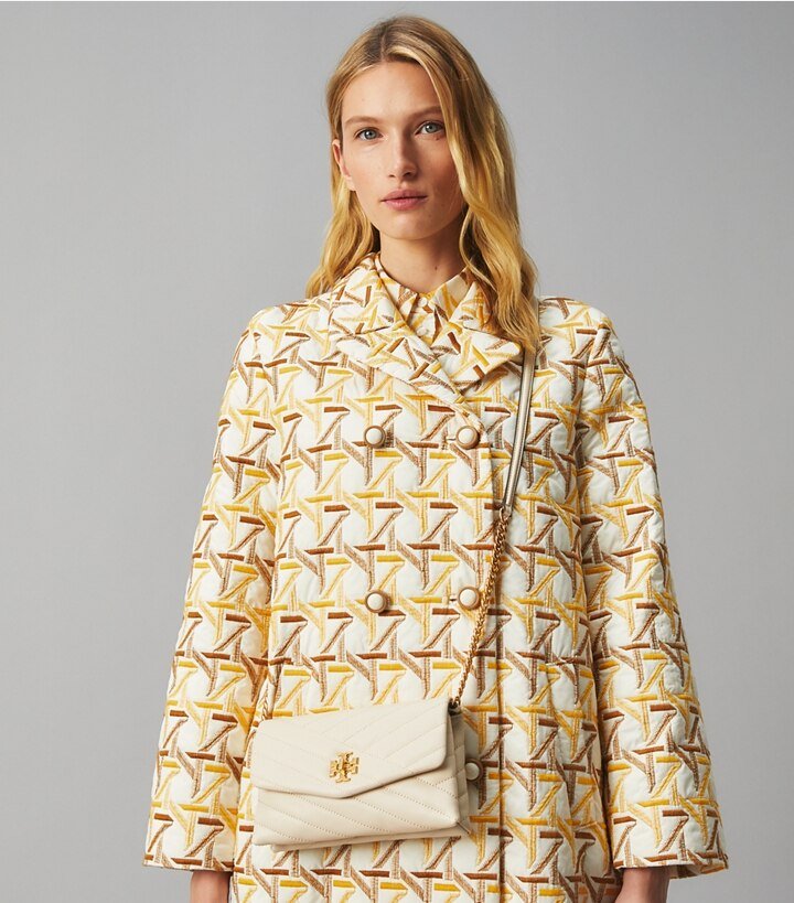 Kira Chevron Chain Wallet