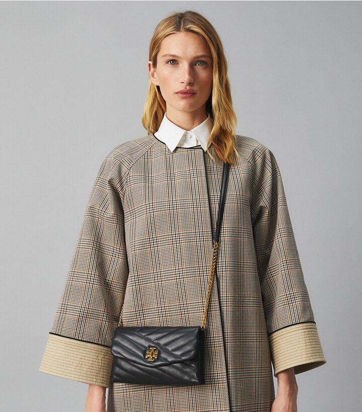 Kira Chevron Chain Wallet