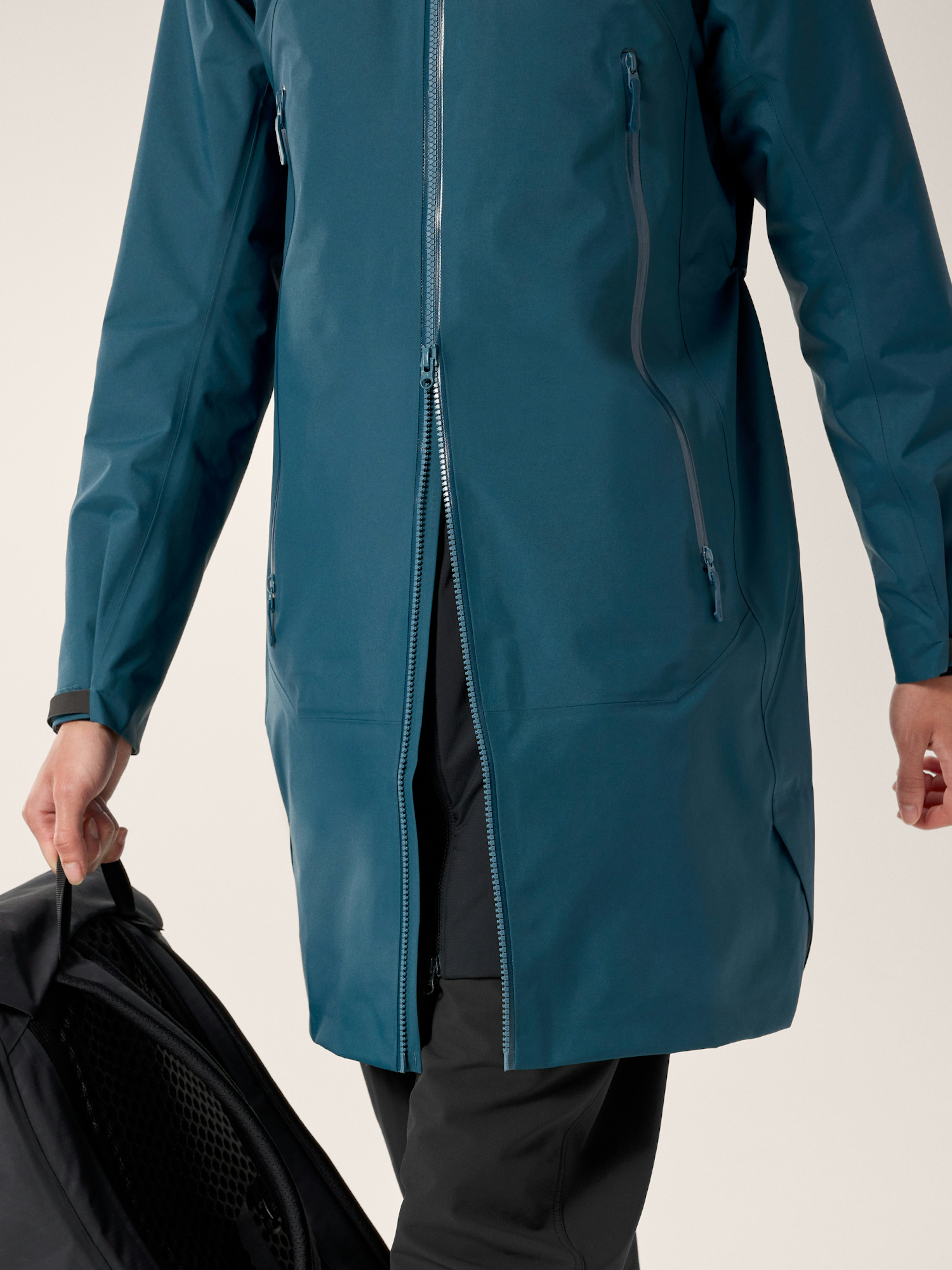 Beta Coat Women's