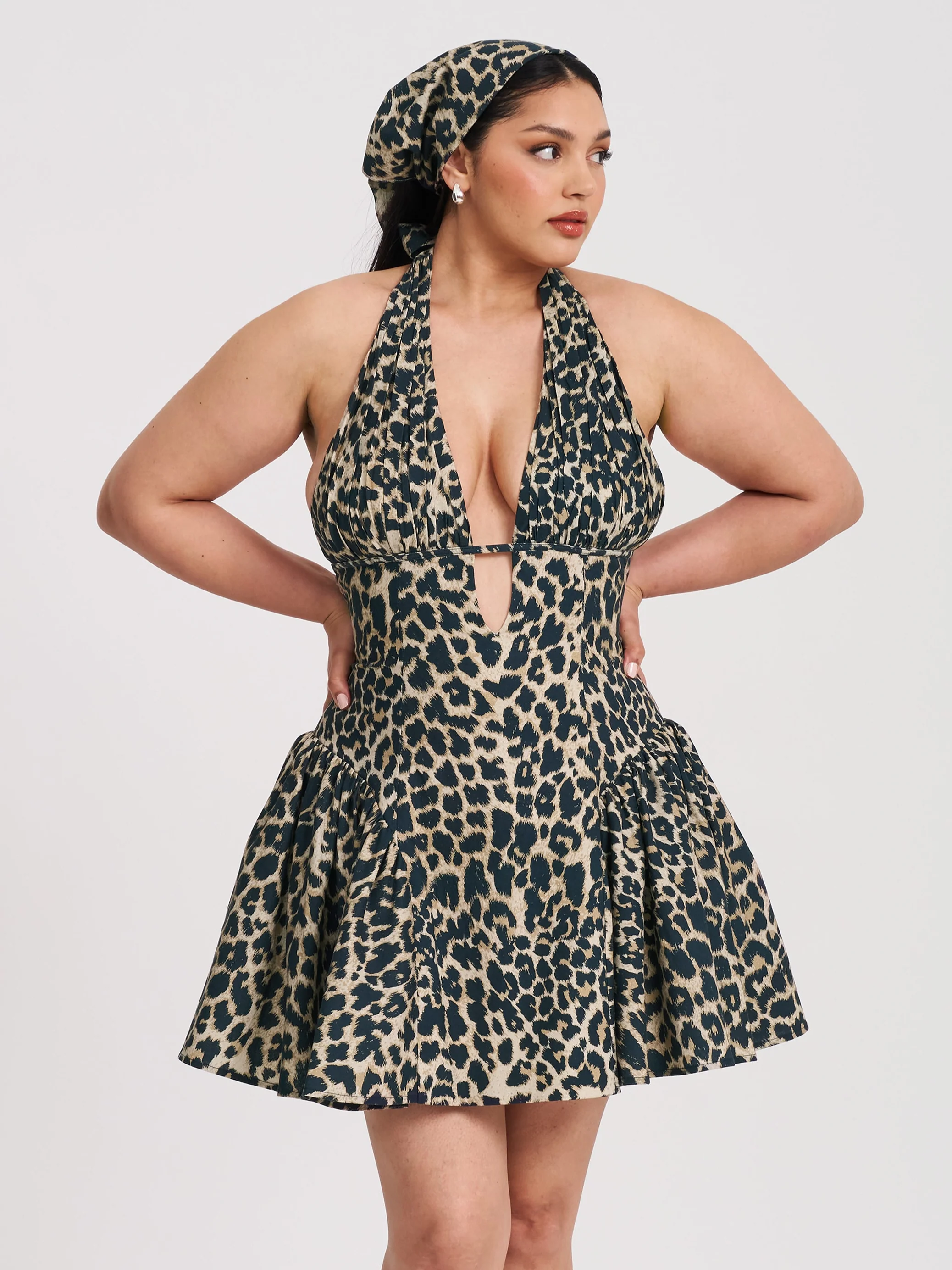 Spring Affair Cheetah Print Linen Head Scarf