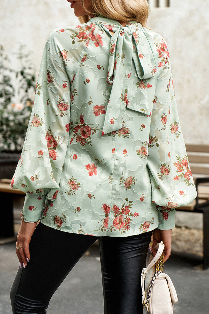 Kaynafashions - Elegant Floral Bandage Half A Turtleneck Tops