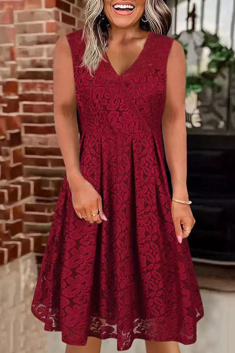 Kaynafashions - Elegant Simplicity Solid Lace V Neck Princess Dresses