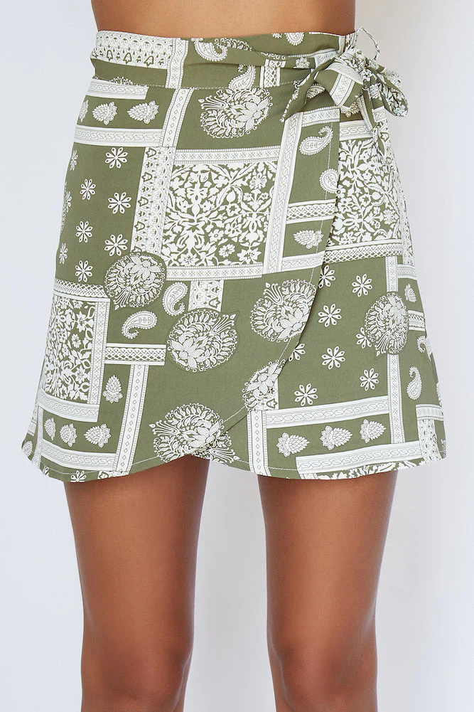 Holding Love Mini Skirt Khaki