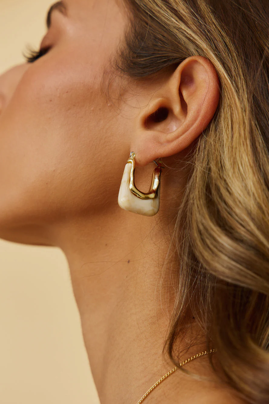 Deep In My Heart Earrings Cream