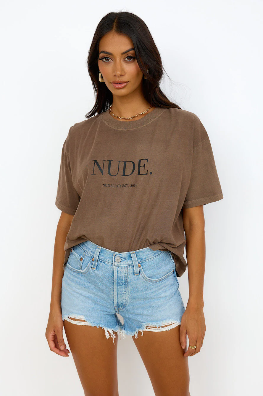 NUDE LUCY