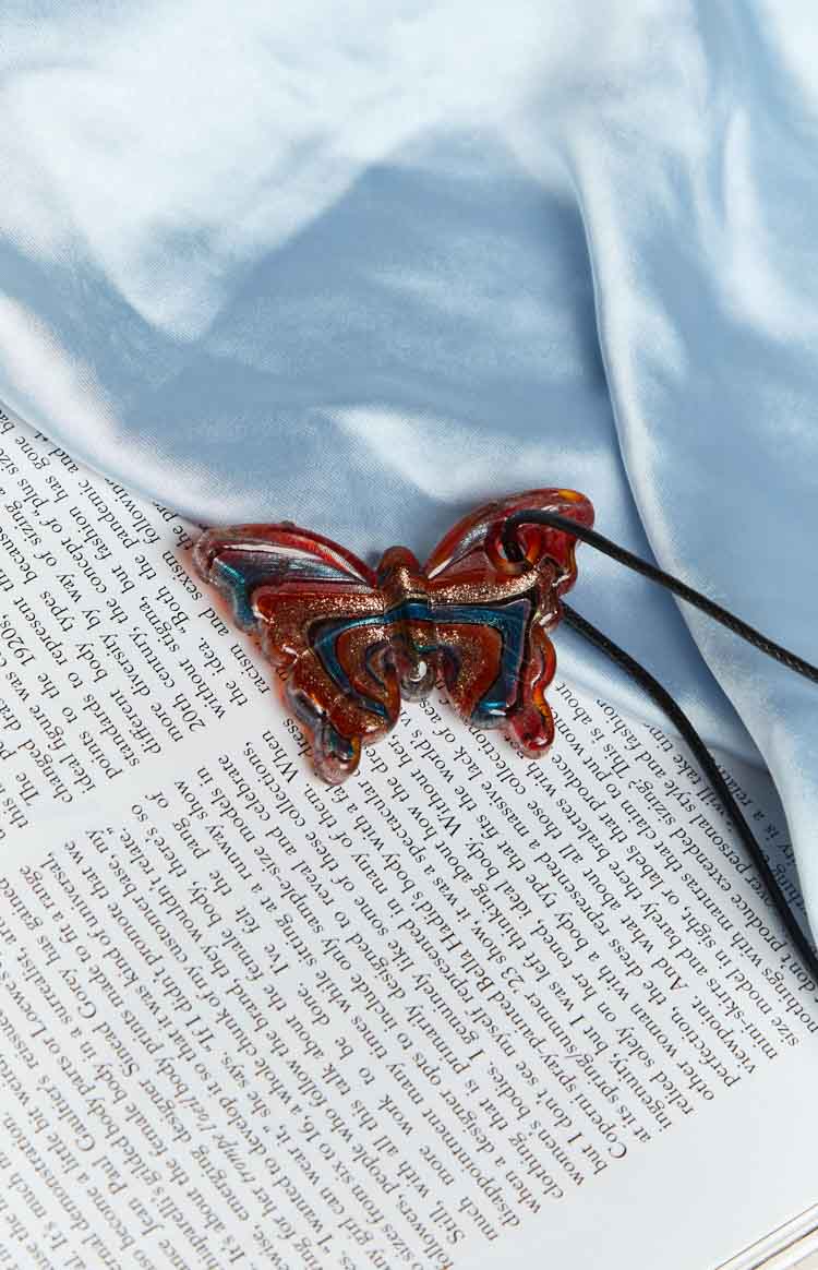 Zola Red Glass Pendant Necklace