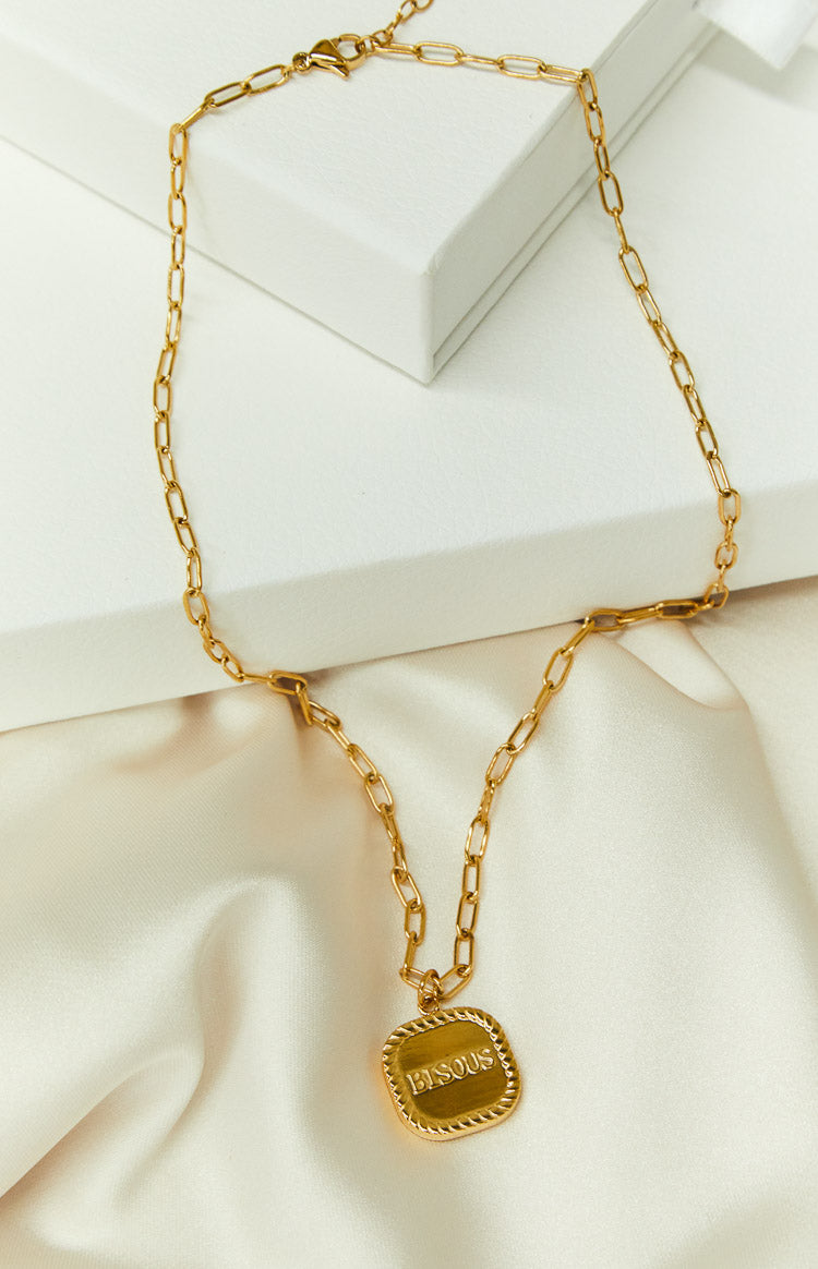 Cendré Bisous Gold Necklace