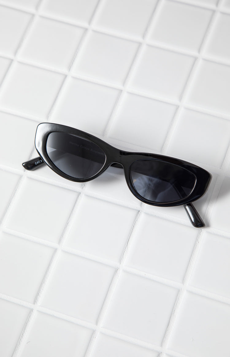 Martina Cateye Sunglasses Black (FREE over $150)