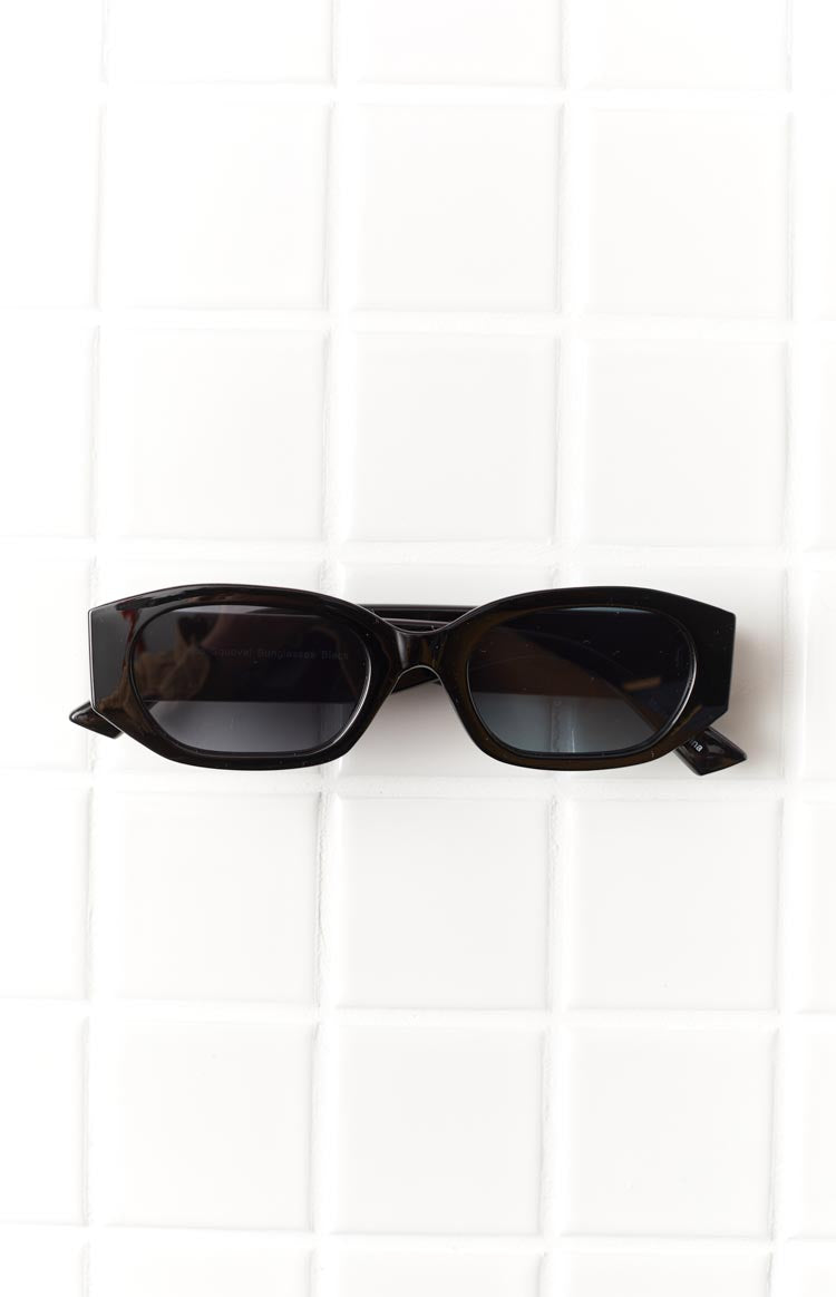 Juno Squoval Sunglasses Black