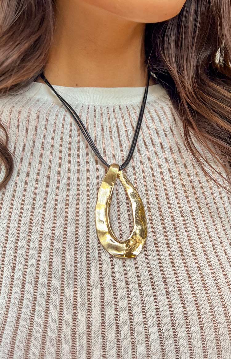 Jasmyn Gold Pendant Necklace