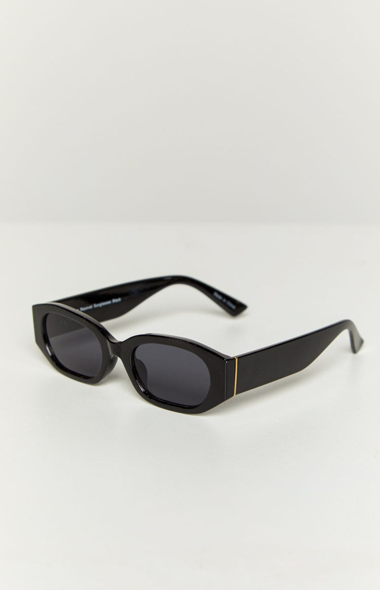 Juno Squoval Sunglasses Black