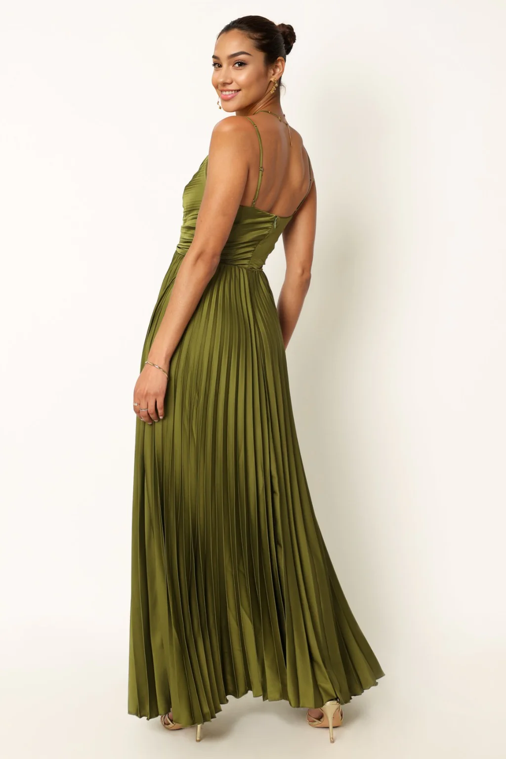 Naira Pleated Maxi Dress Palm Green - luluinthesky