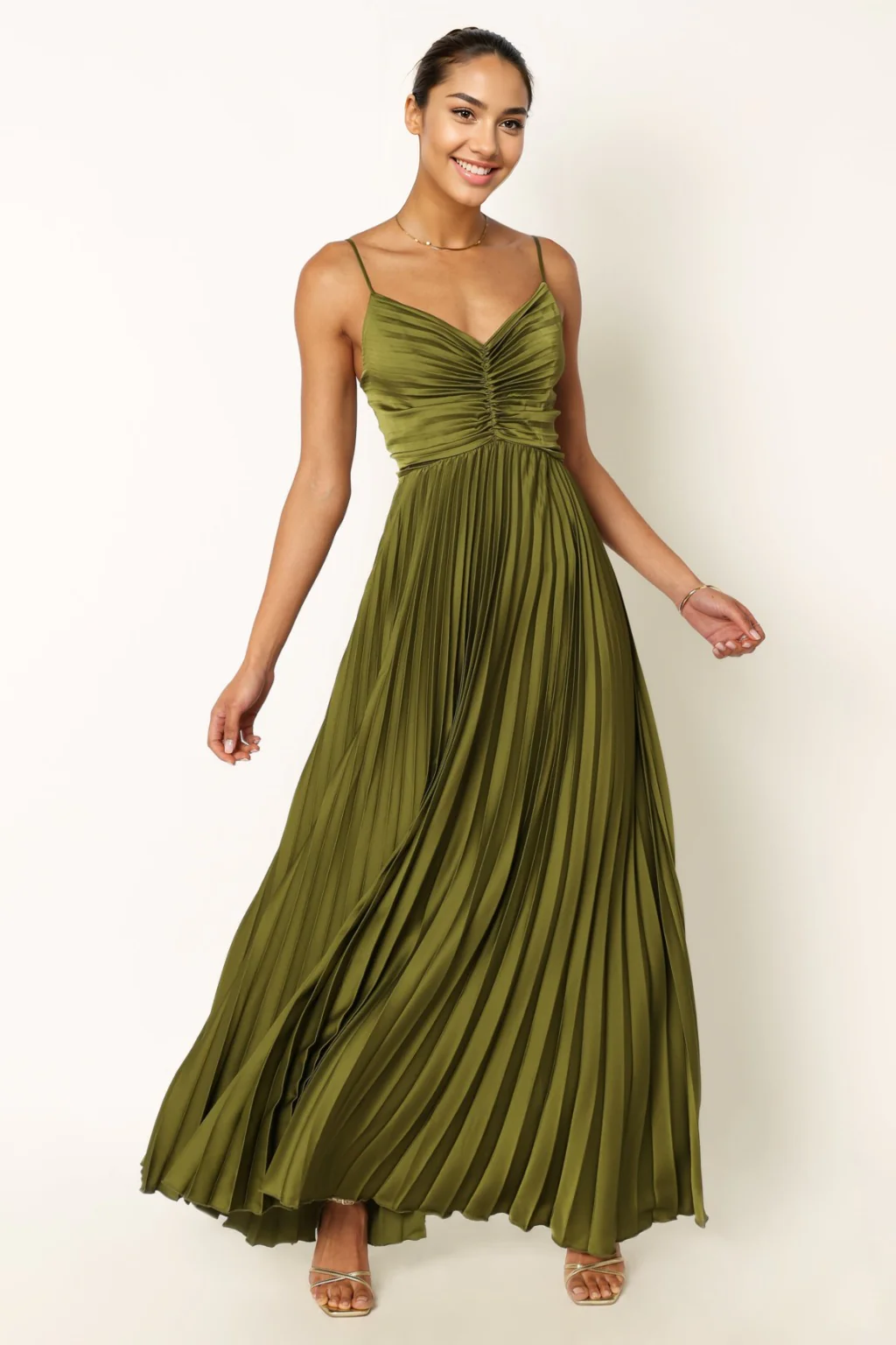 Naira Pleated Maxi Dress Palm Green - luluinthesky
