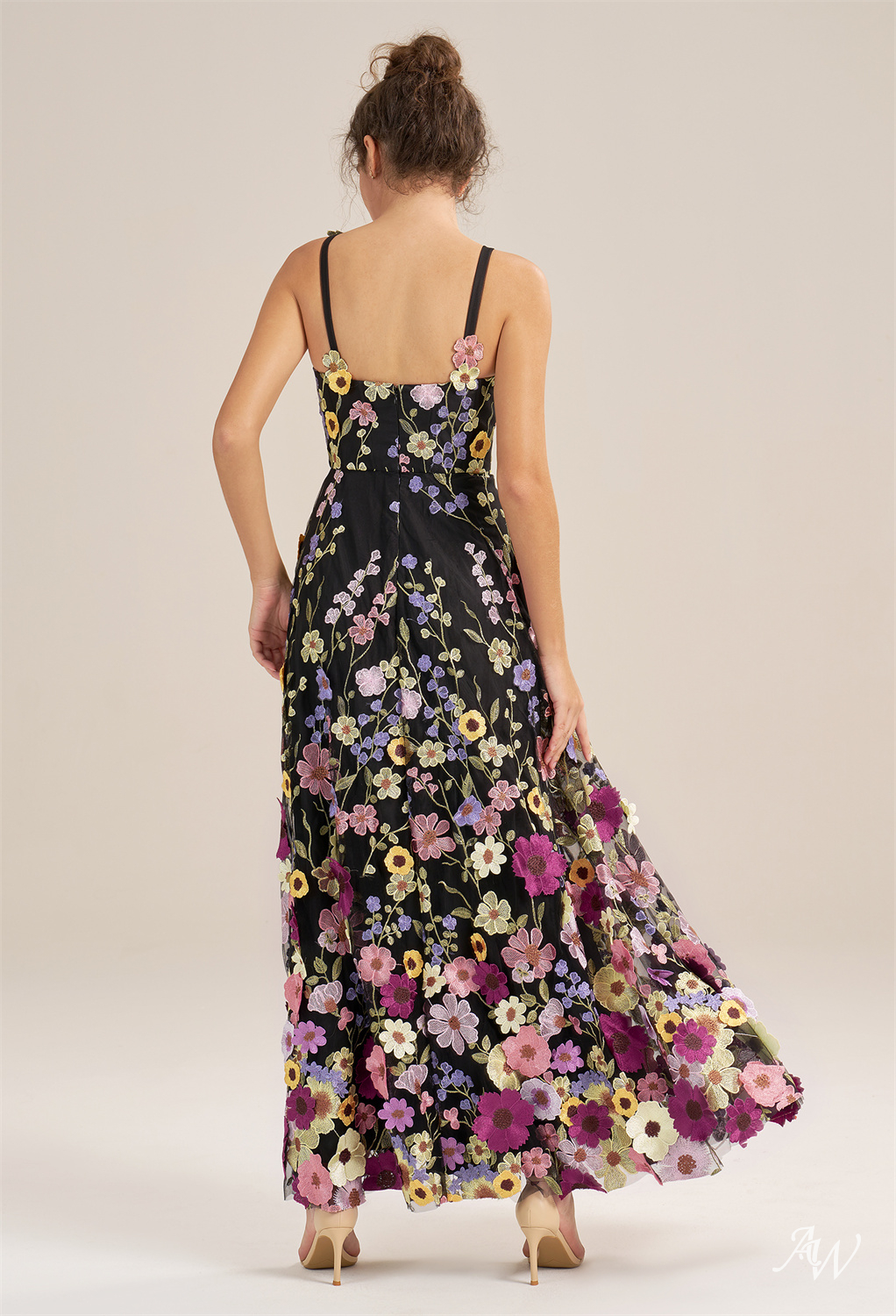 Alison A-line Tulle V-Neck Dresses - luluinthesky