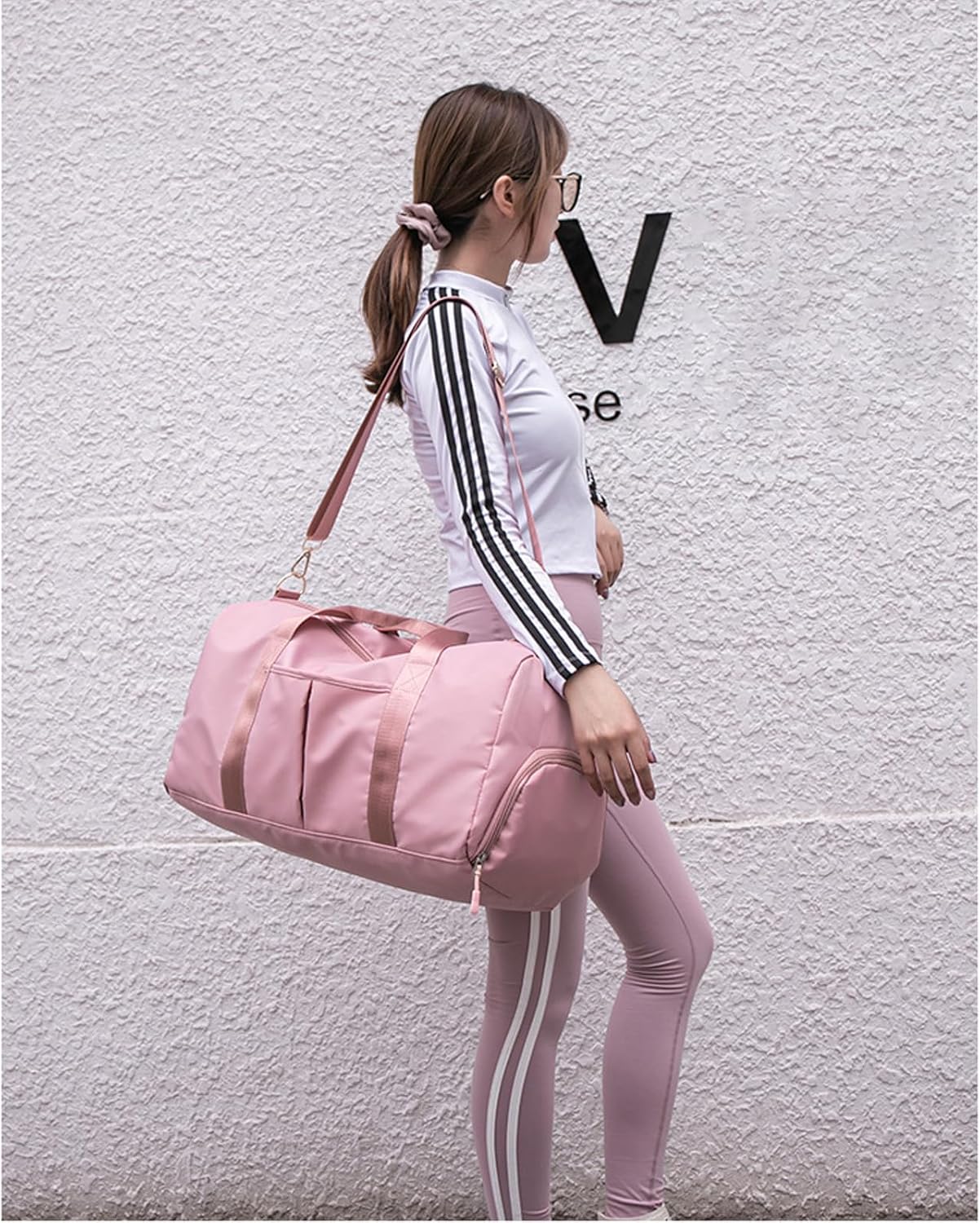 Small Gym Bag for Women and Men,Travel Bag, Duffle Bag & Gym Bag with Shoe Compartment, Weekender Overnight Bag, Carry on Bags for Airplane for Travel - luluinthesky