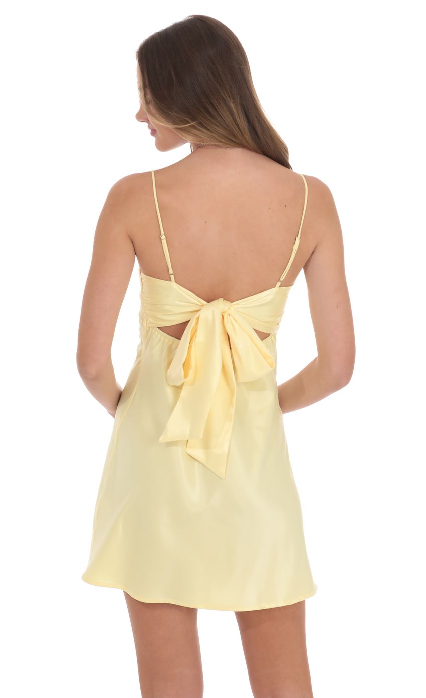Satin Sweetheart Neck Dress in Yellow - luluinthesky