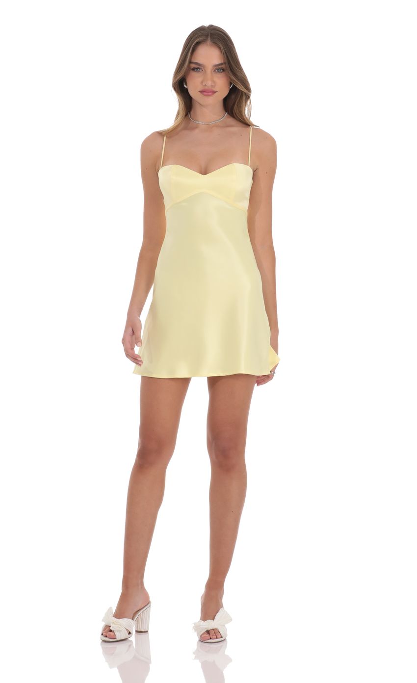 Satin Sweetheart Neck Dress in Yellow - luluinthesky