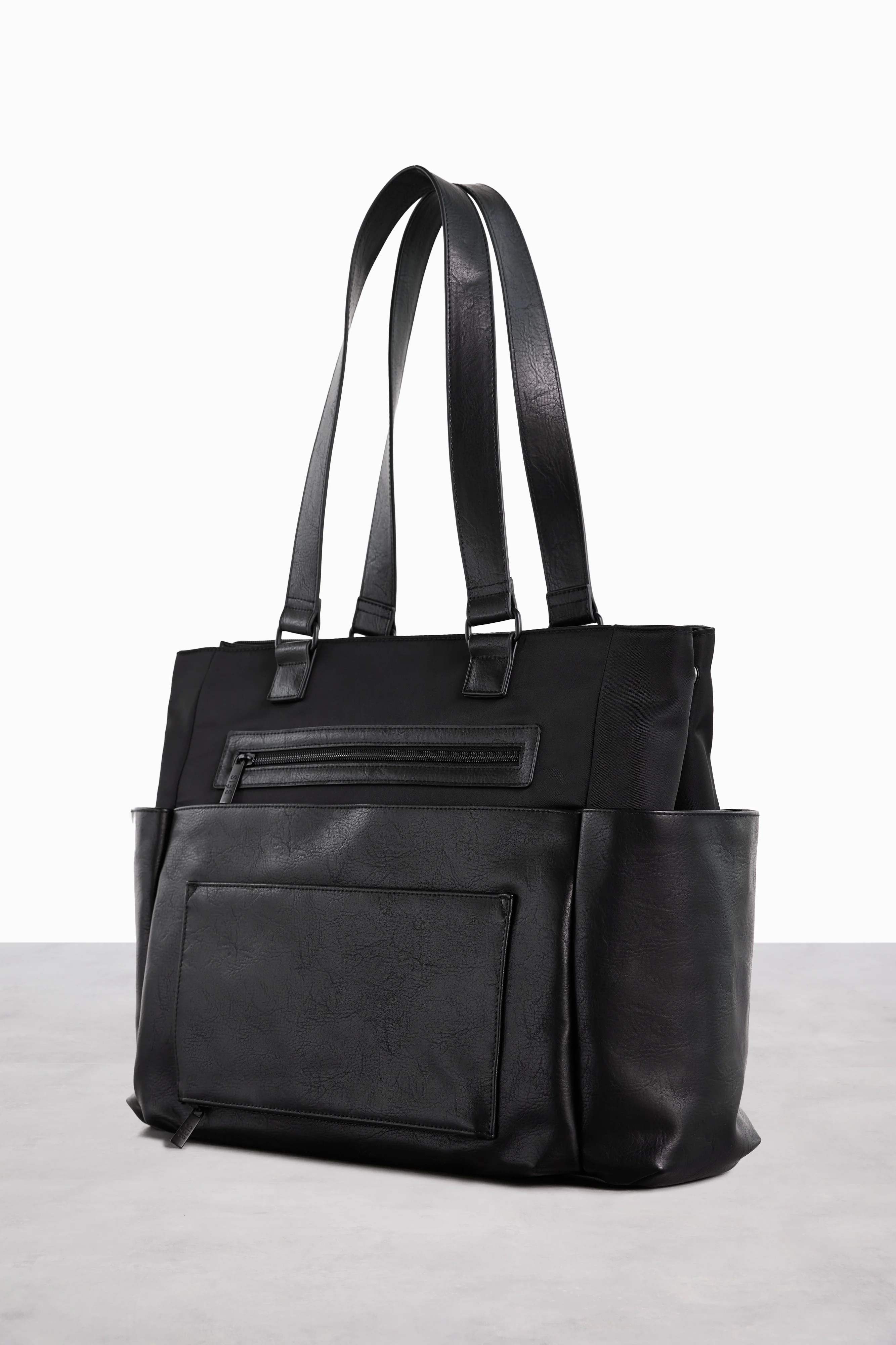 The Diaper Bag in Black - luluinthesky