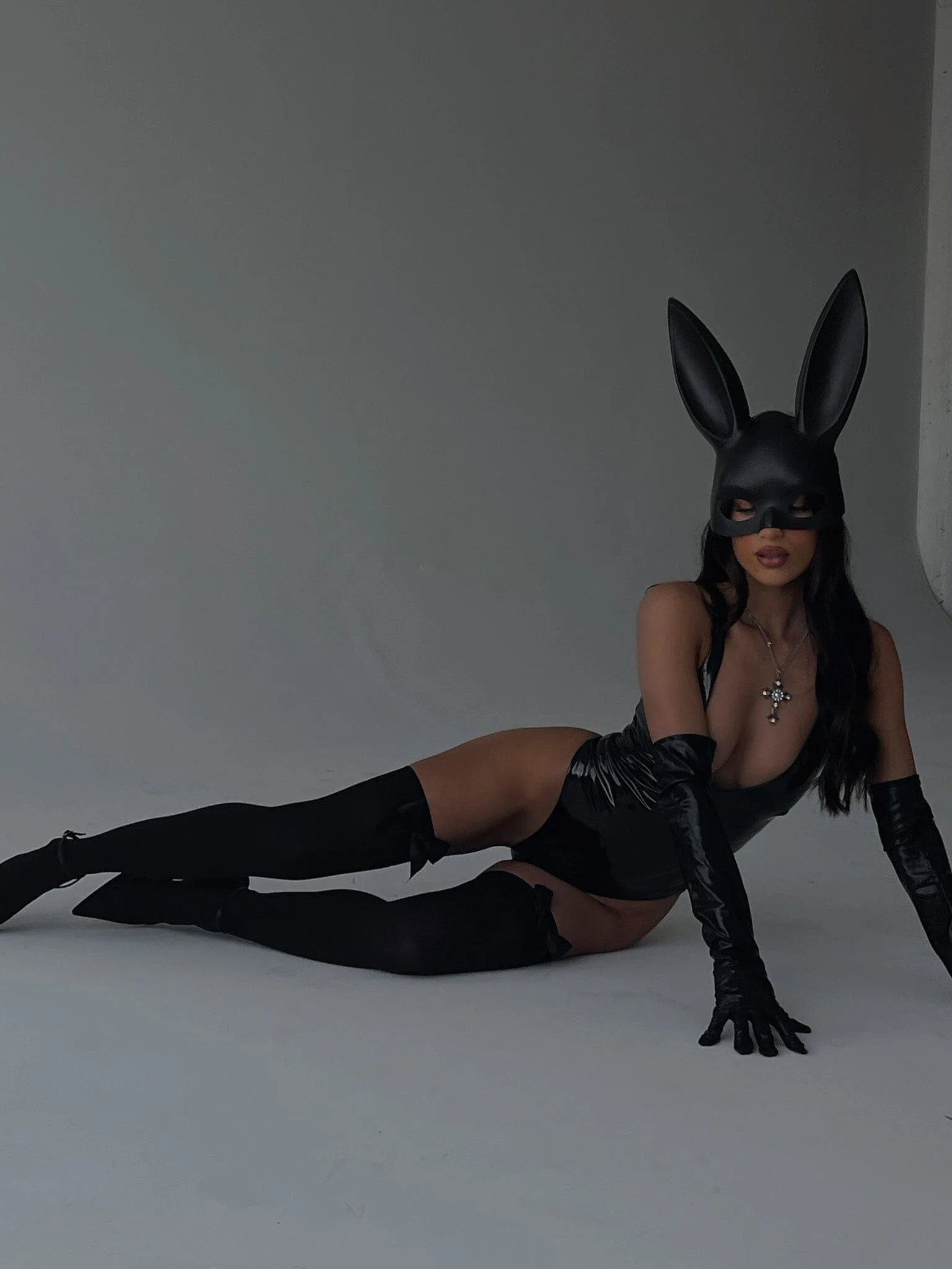 JUPITER BODYSUIT BLACK - luluinthesky