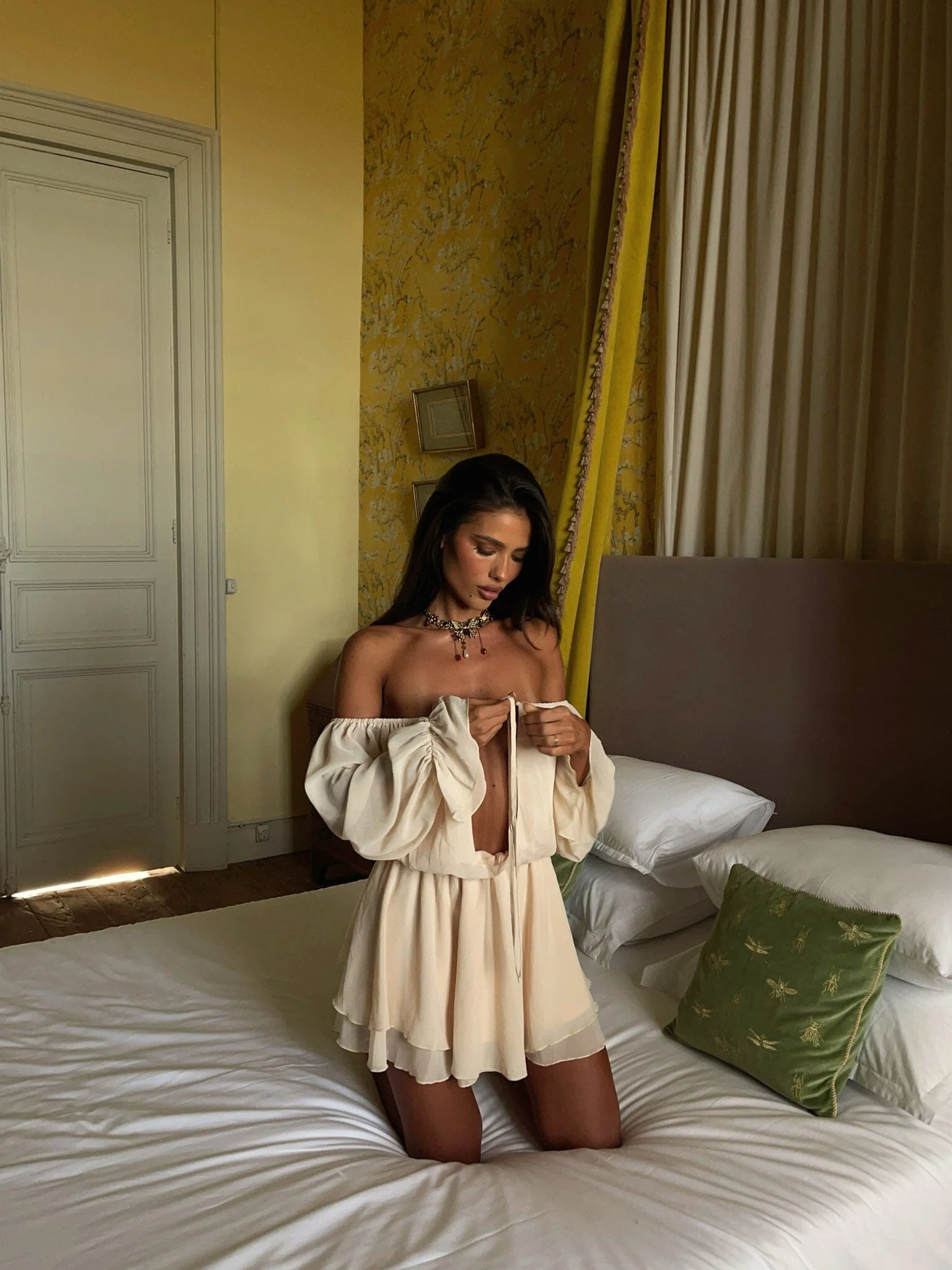 CHLILE MINI DRESS CREAM - luluinthesky