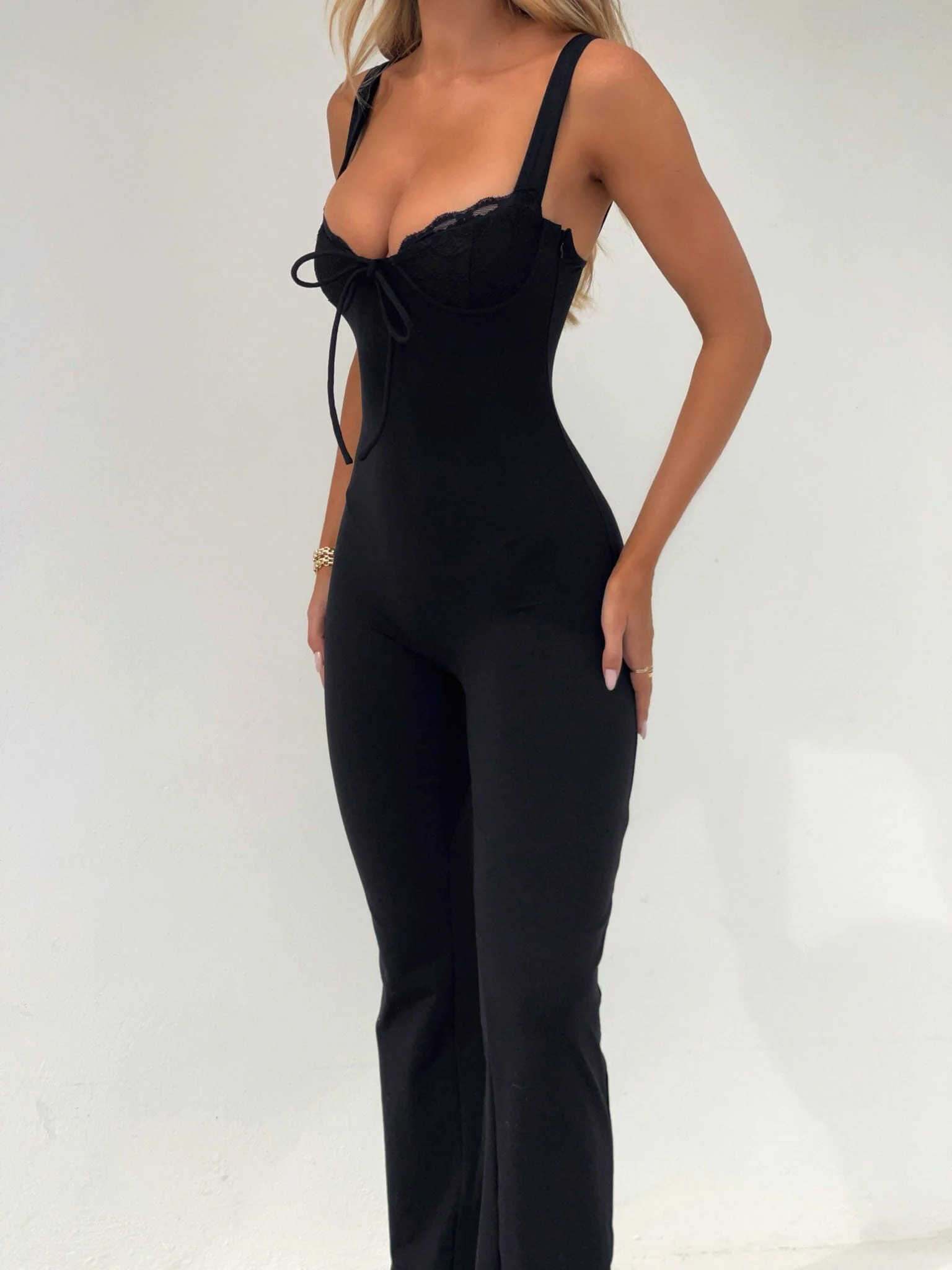 DIONNE JUMPSUIT BLACK - luluinthesky