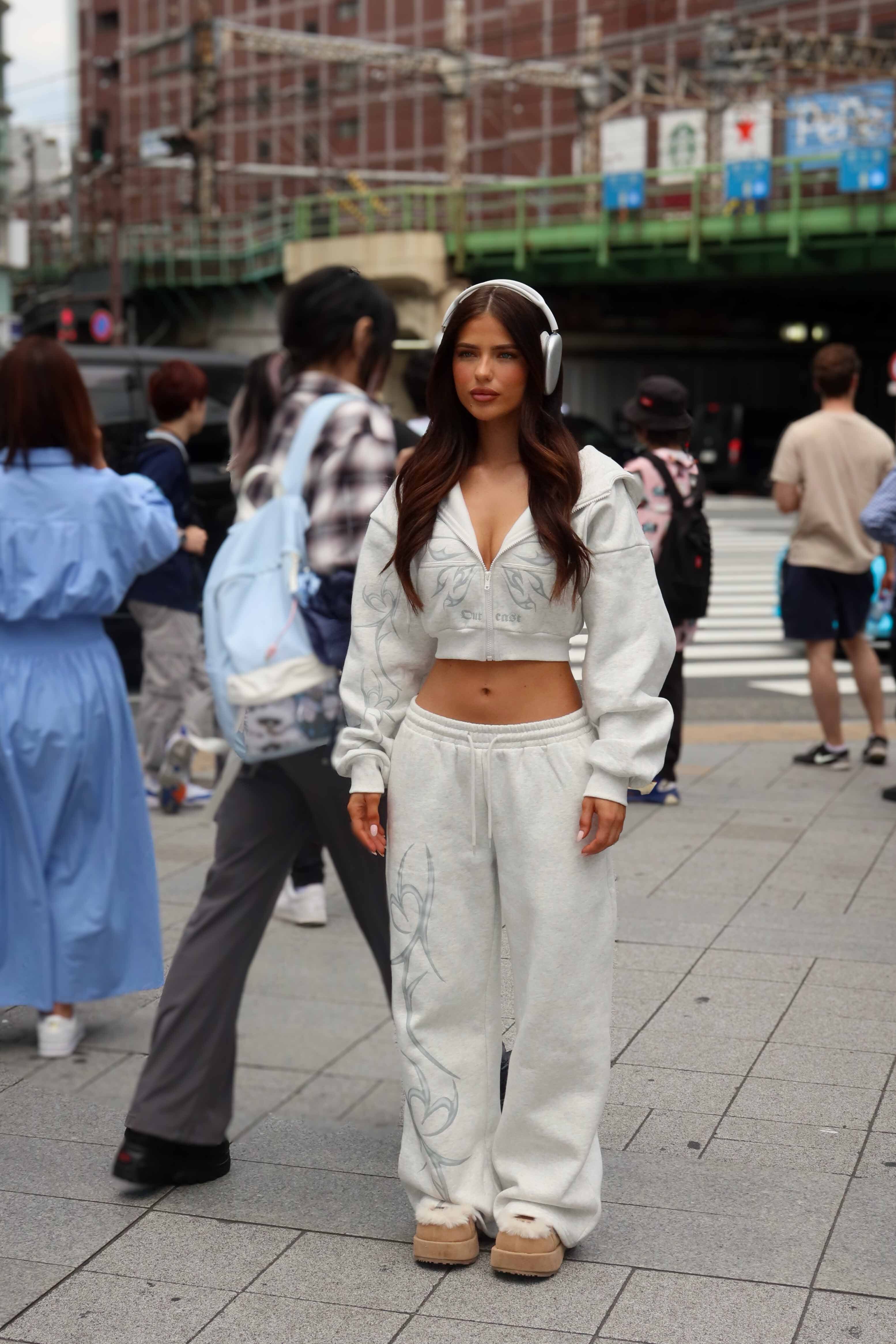 NYA CROPPED HOODIE GREY - luluinthesky