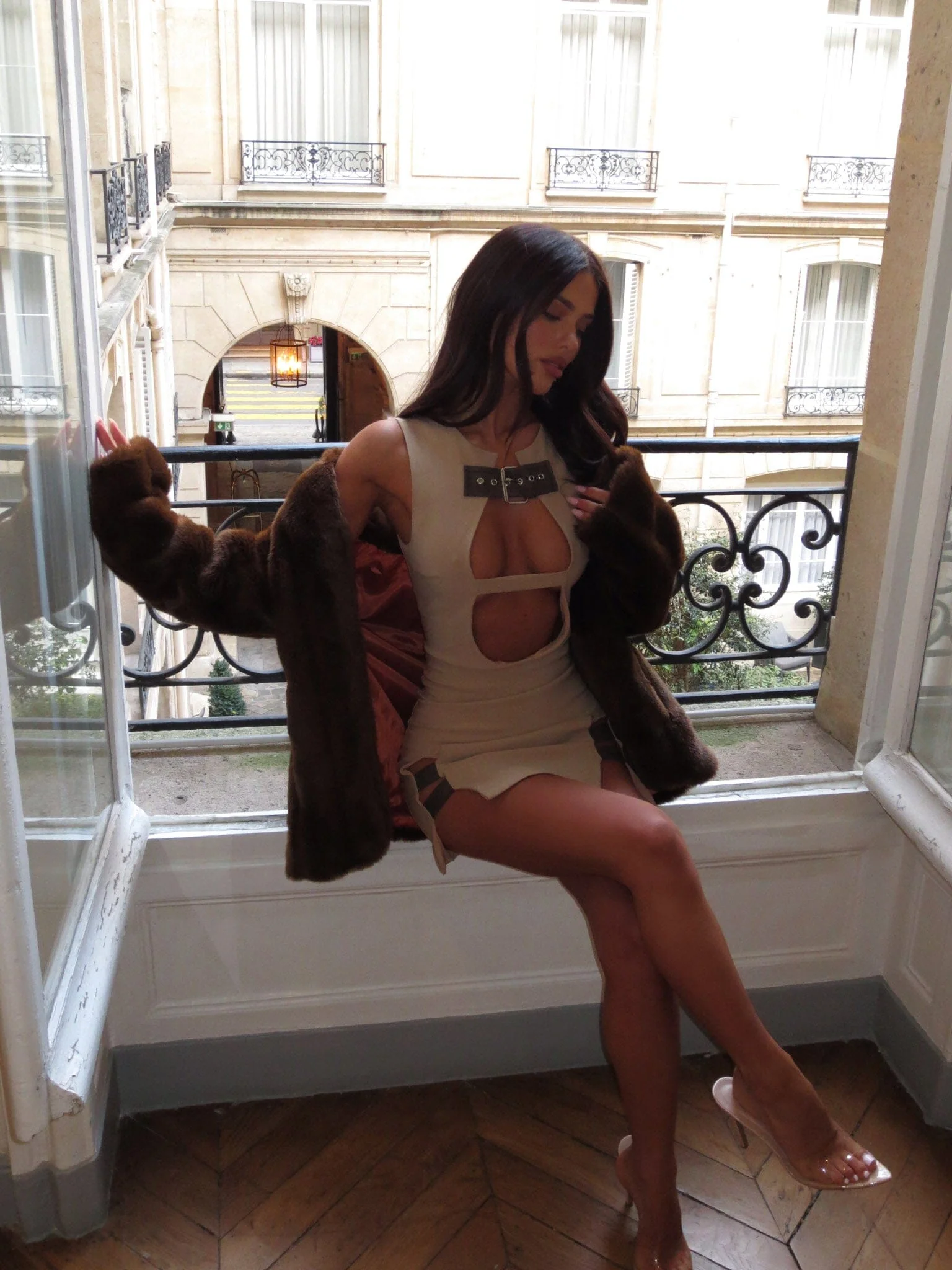 MURPHY MINI DRESS BEIGE - luluinthesky