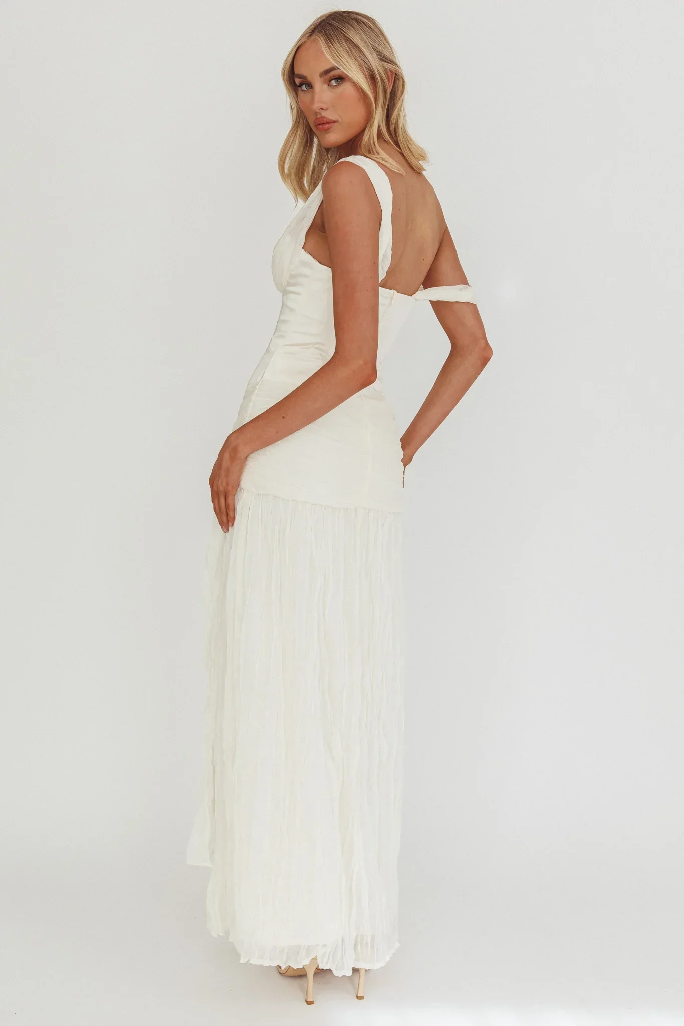 Keia Crepe Chiffon One-Shoulder Maxi Dress Oyster - luluinthesky