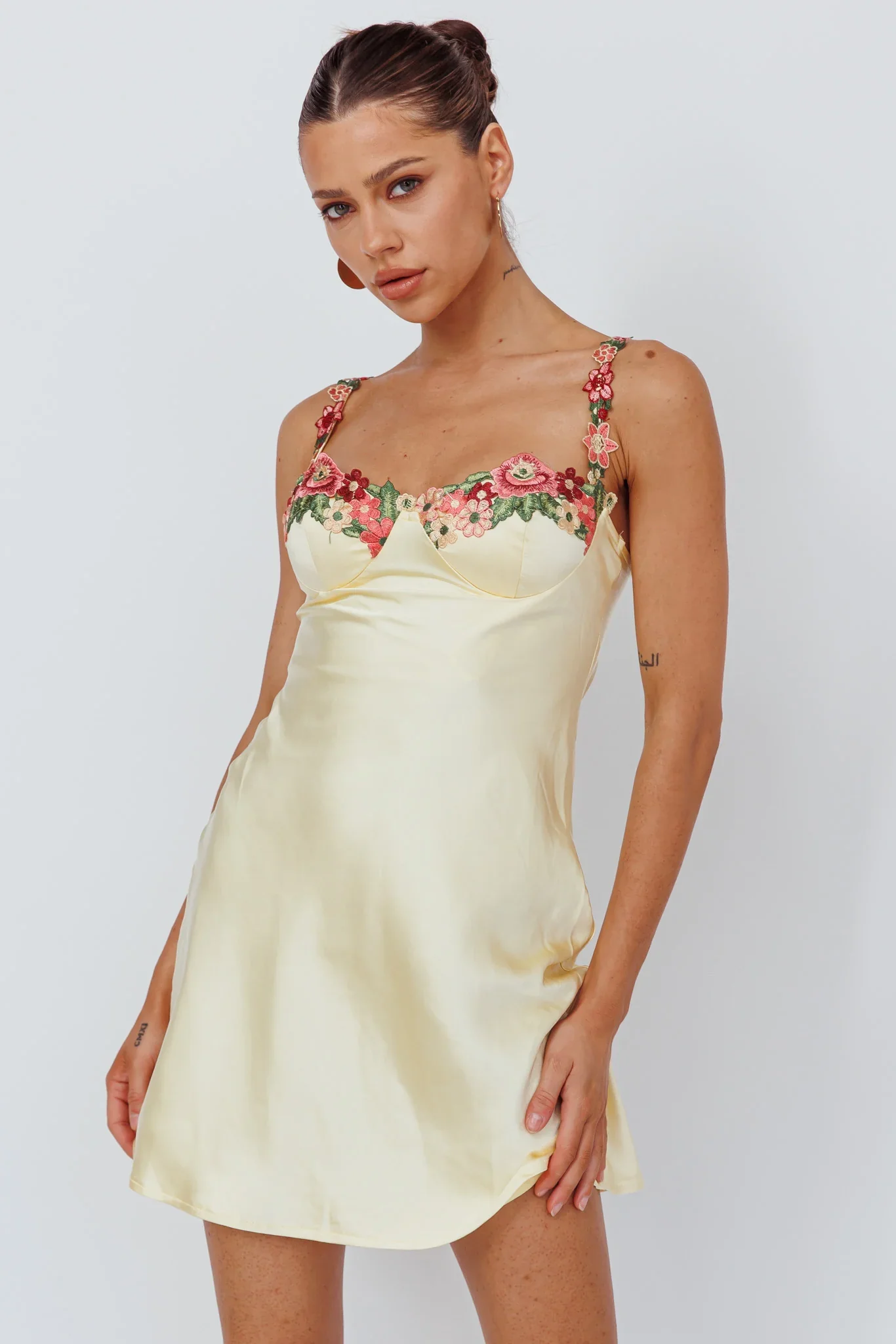 Rose Garden Floral Applique Mini Dress Yellow - luluinthesky