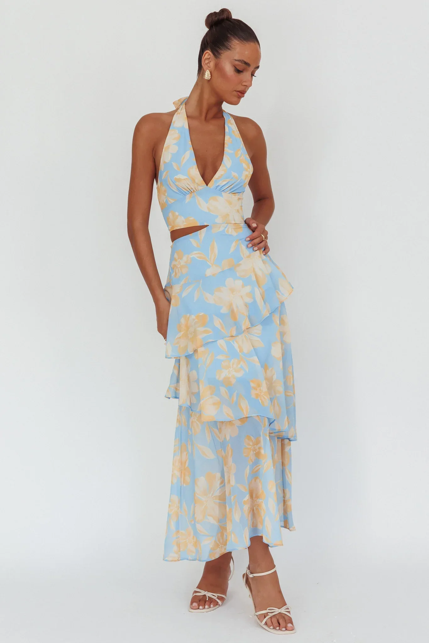 Aura Points Halterneck Cut-Out Maxi Dress Floral Blue - luluinthesky