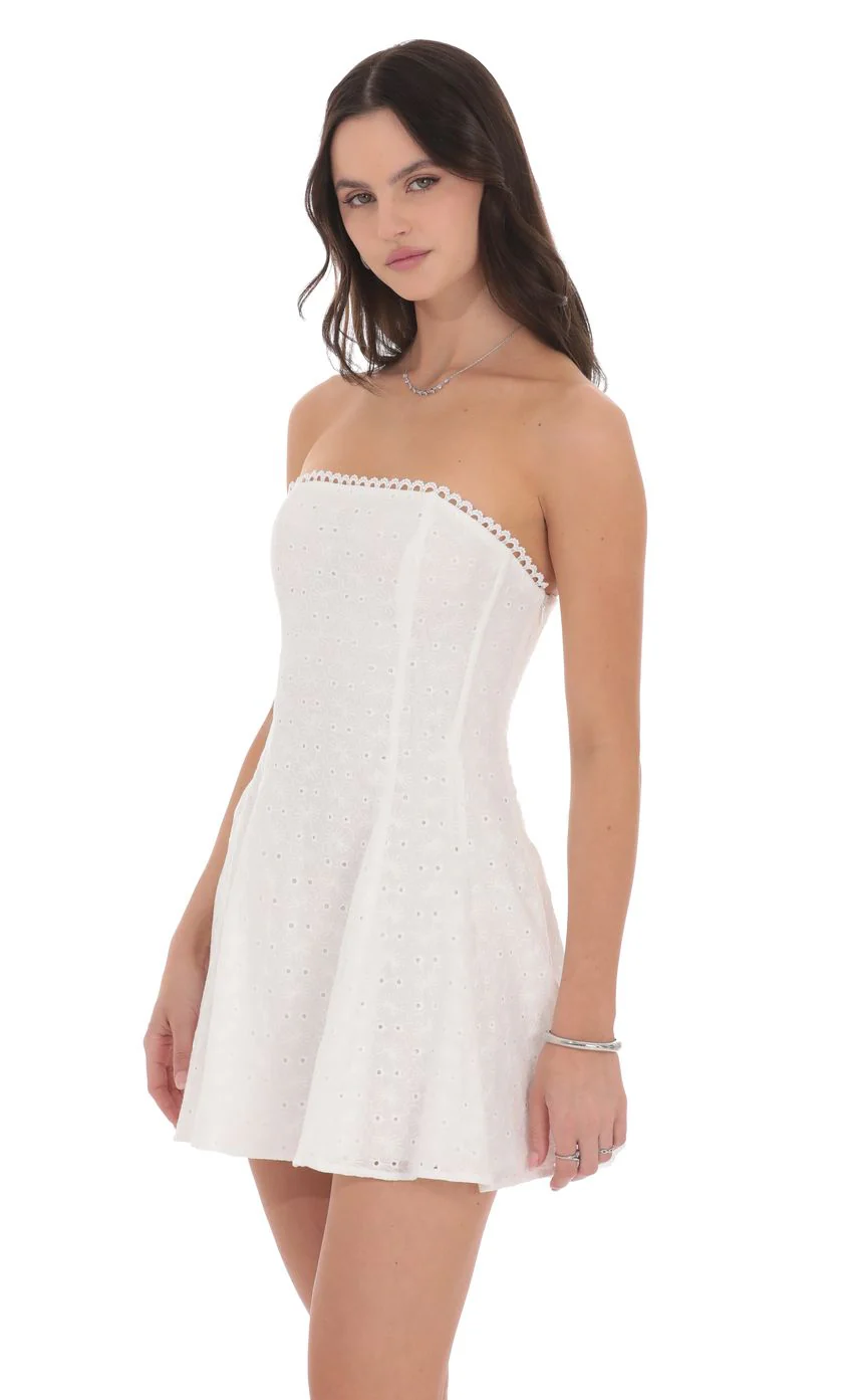 Eyelet Floral Strapless Dress in White - luluinthesky