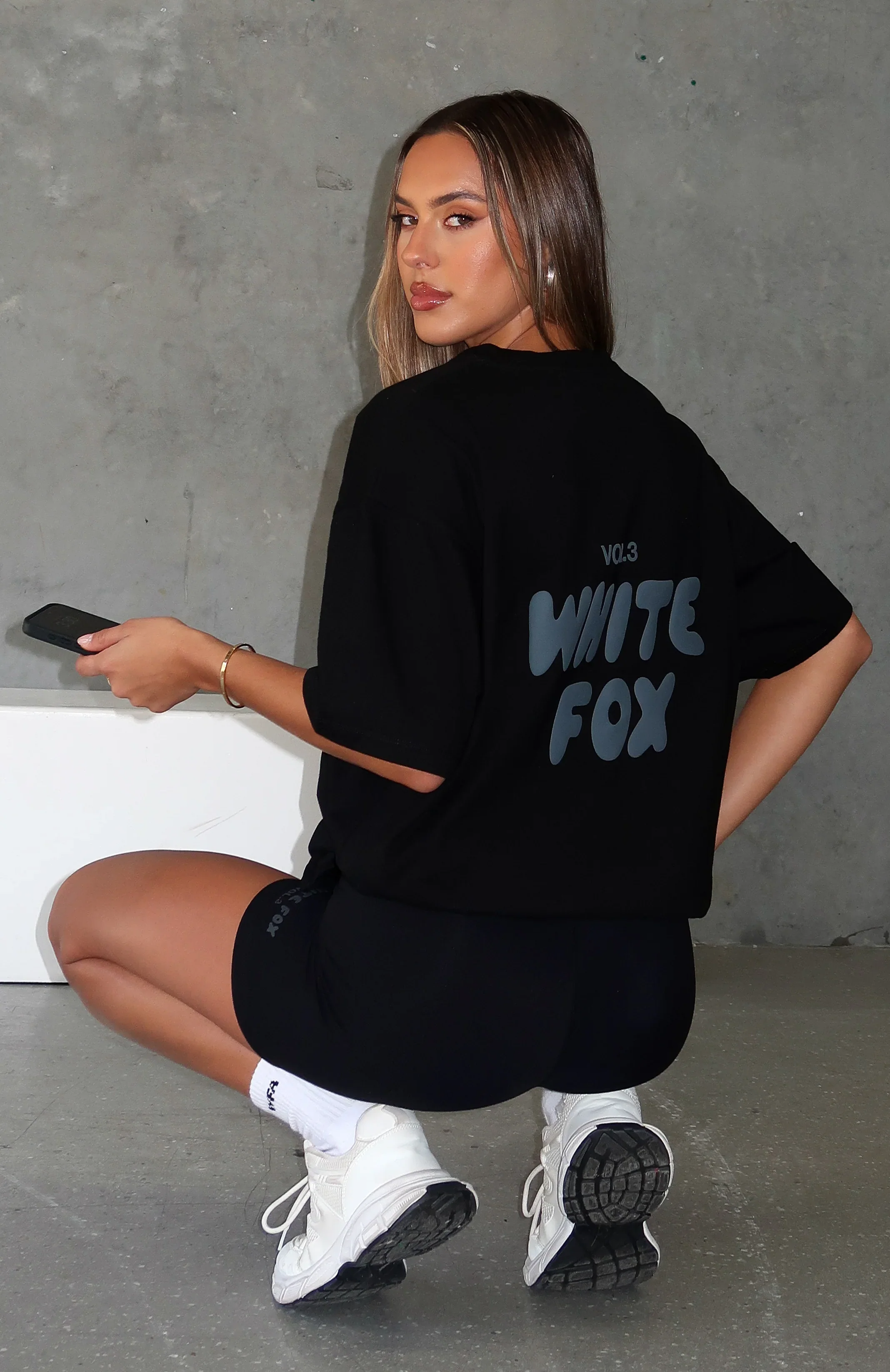 Offstage Back Graphic Oversized Tee Onyx - luluinthesky