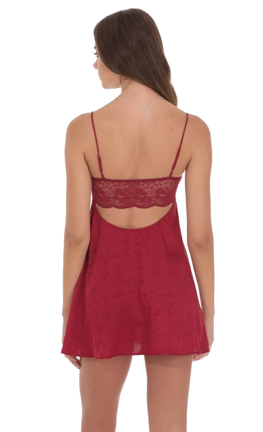 Jacquard Floral Back Lace Dress in Burgundy - luluinthesky