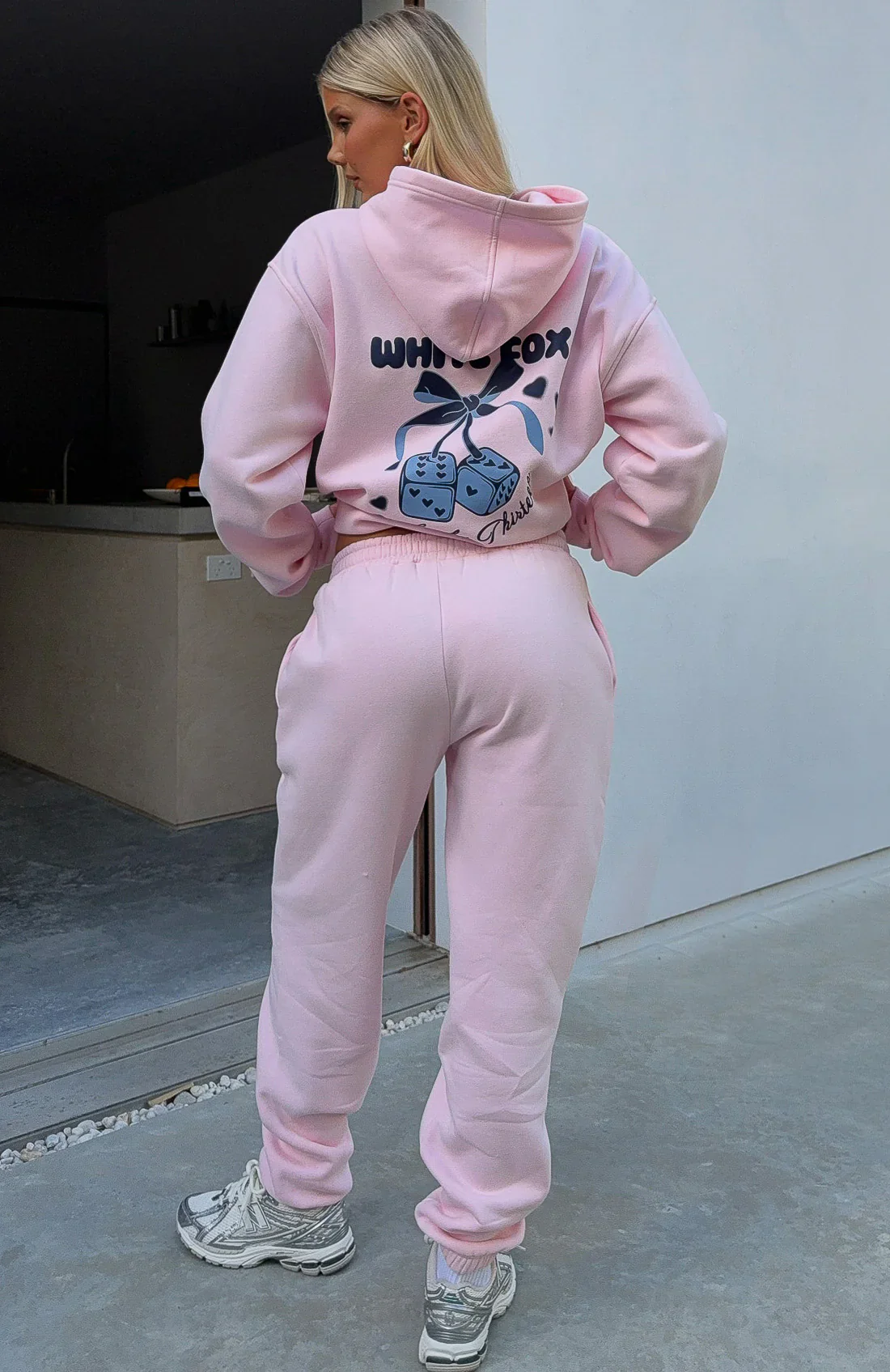 Lucky Thirteen Cheyenne Sweatpants Soft Pink - luluinthesky