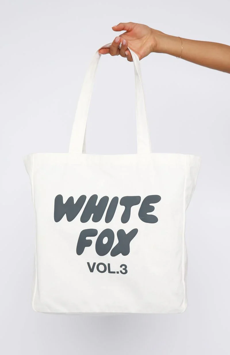 Offstage Tote Bag White/Charcoal - luluinthesky