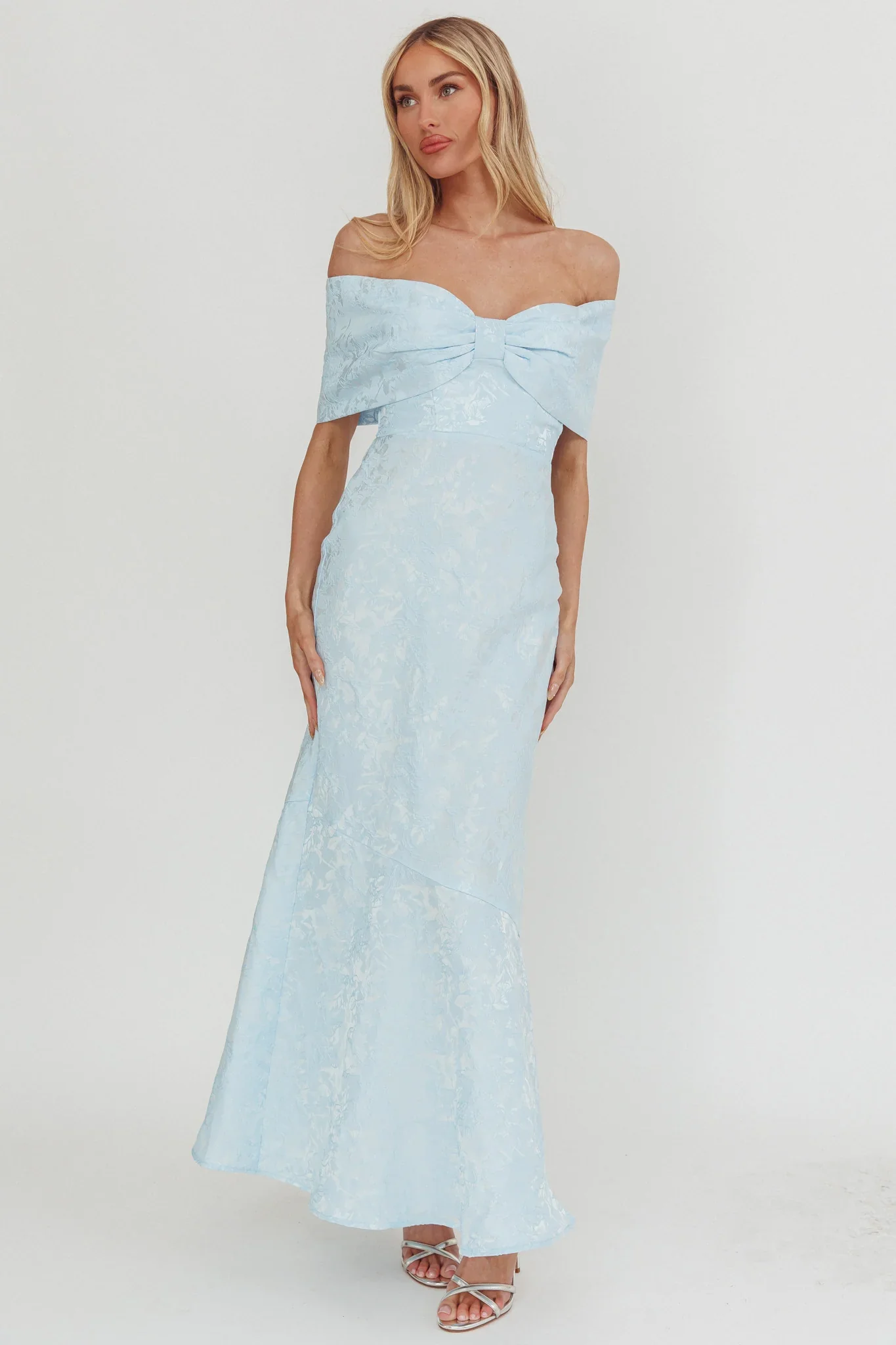 Fairytales Off-Shoulder Jacquard Maxi Dress Blue - luluinthesky