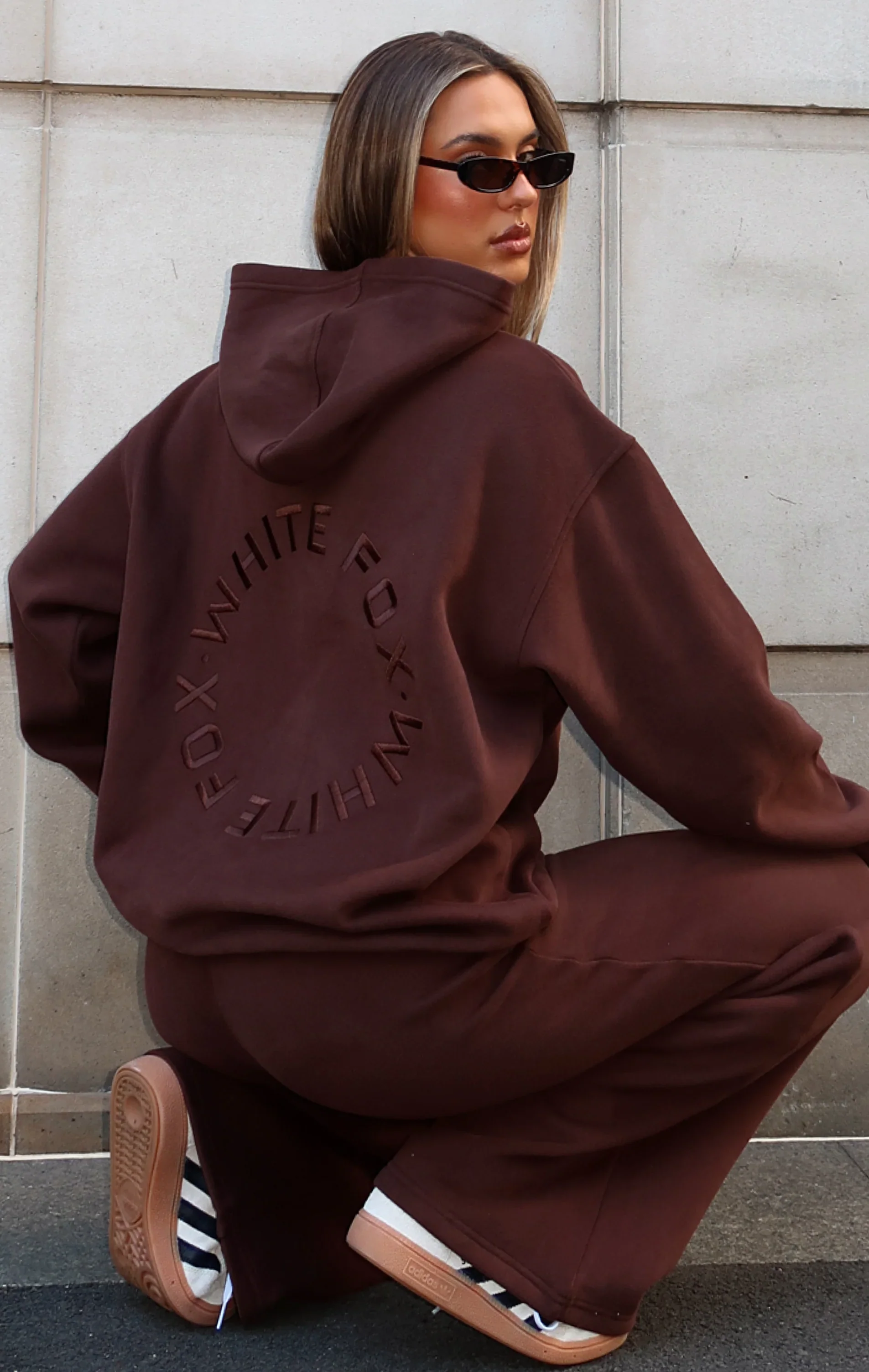 Stay Lifted Oversized Hoodie Bitter Chocolate - luluinthesky