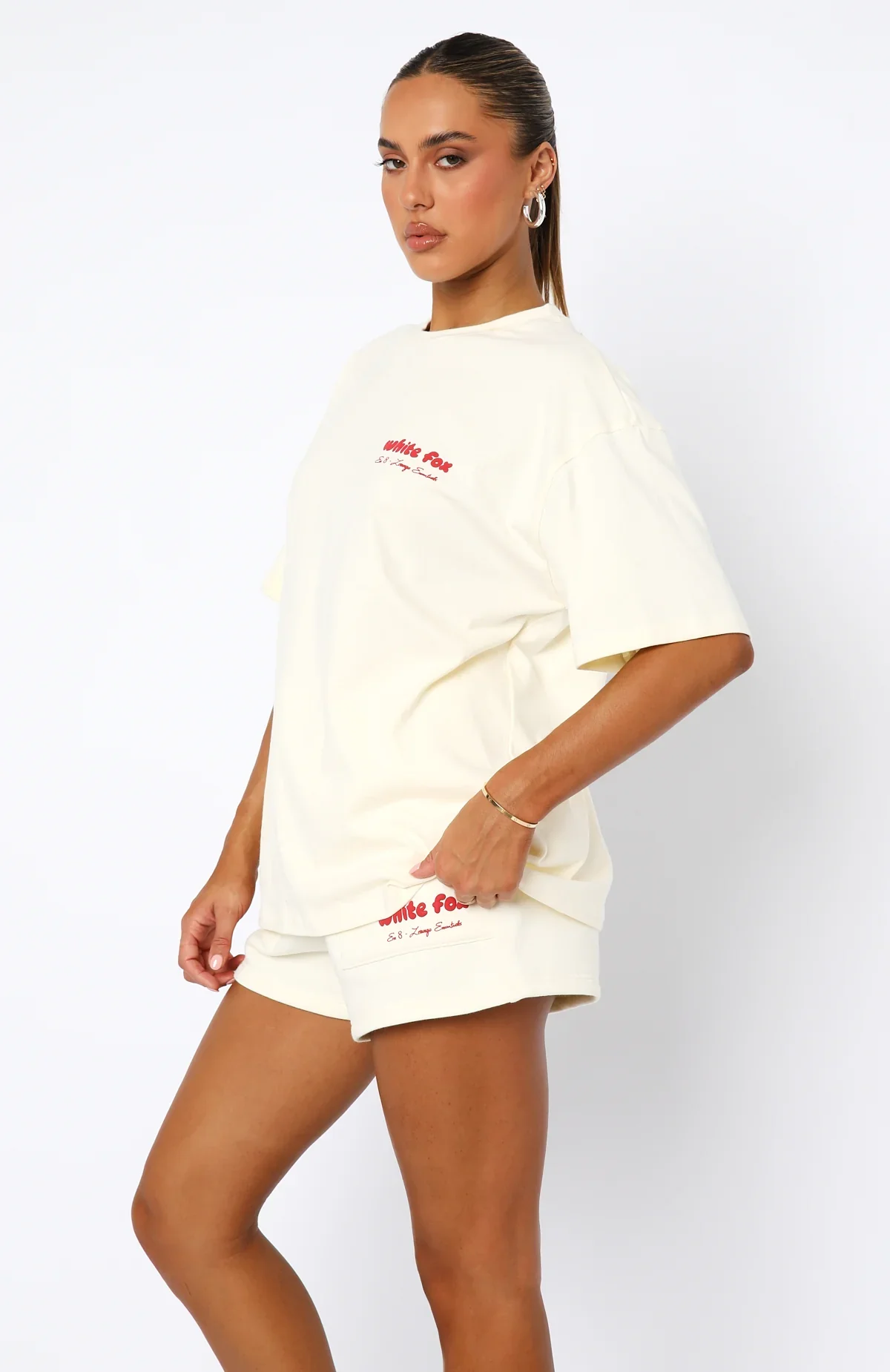 Era 8 Oversized Tee Cherry Cream - luluinthesky