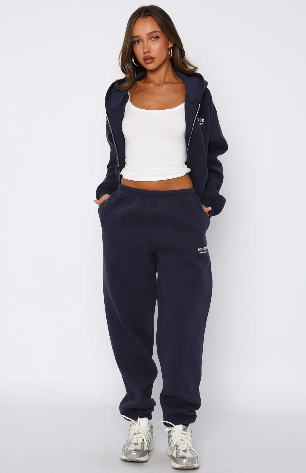 Can't Miss It Sweatpants Navy - luluinthesky
