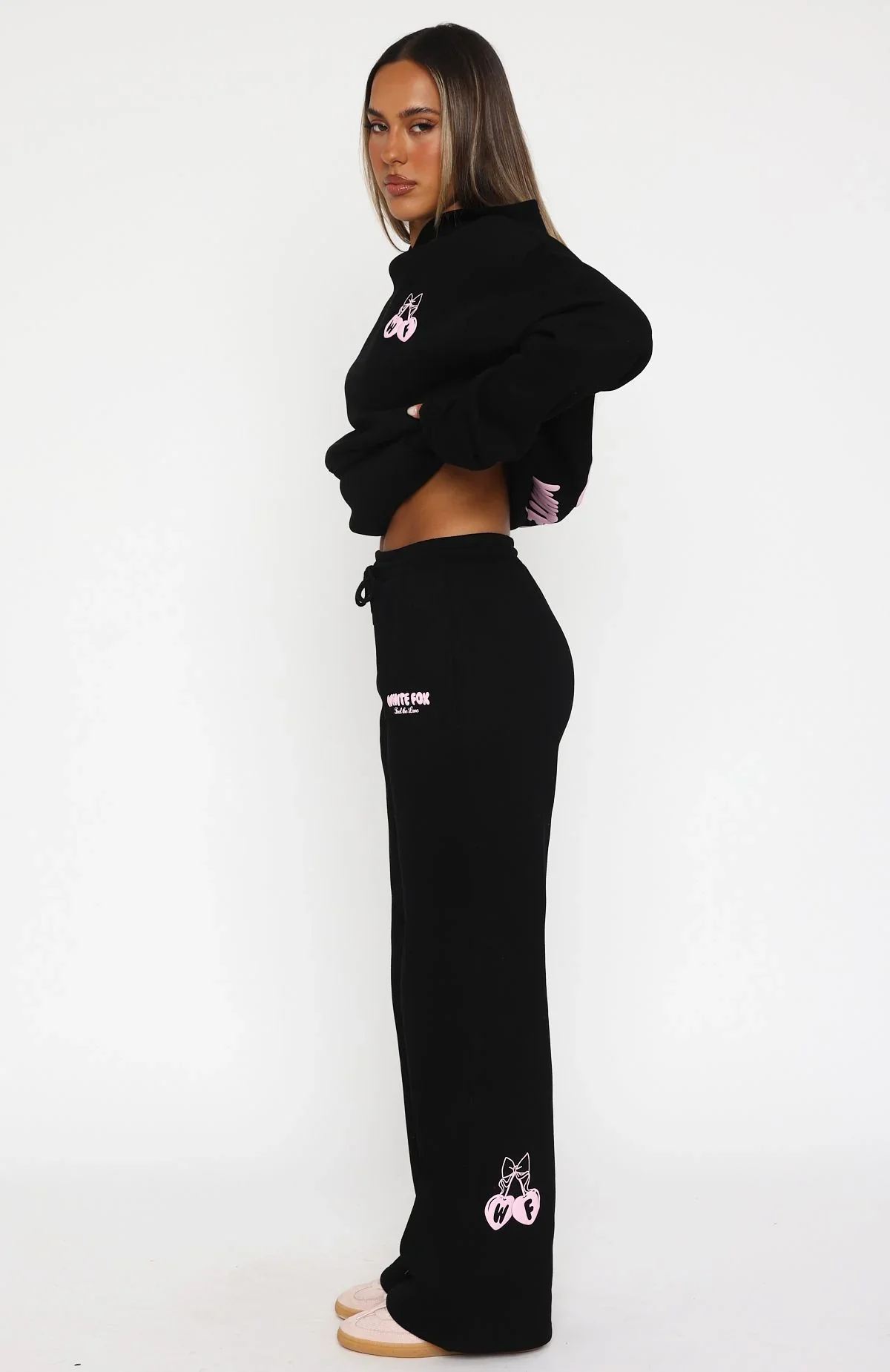 Feel The Love Wide Leg Sweatpants Black - luluinthesky