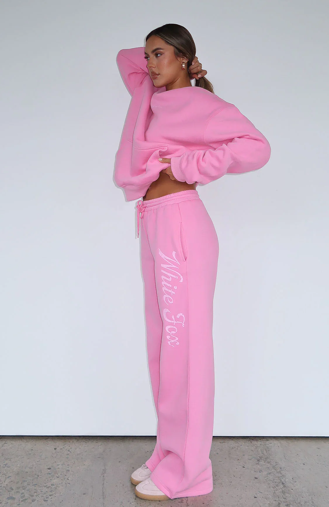 The Good Life Wide Leg Sweatpants Pink - luluinthesky