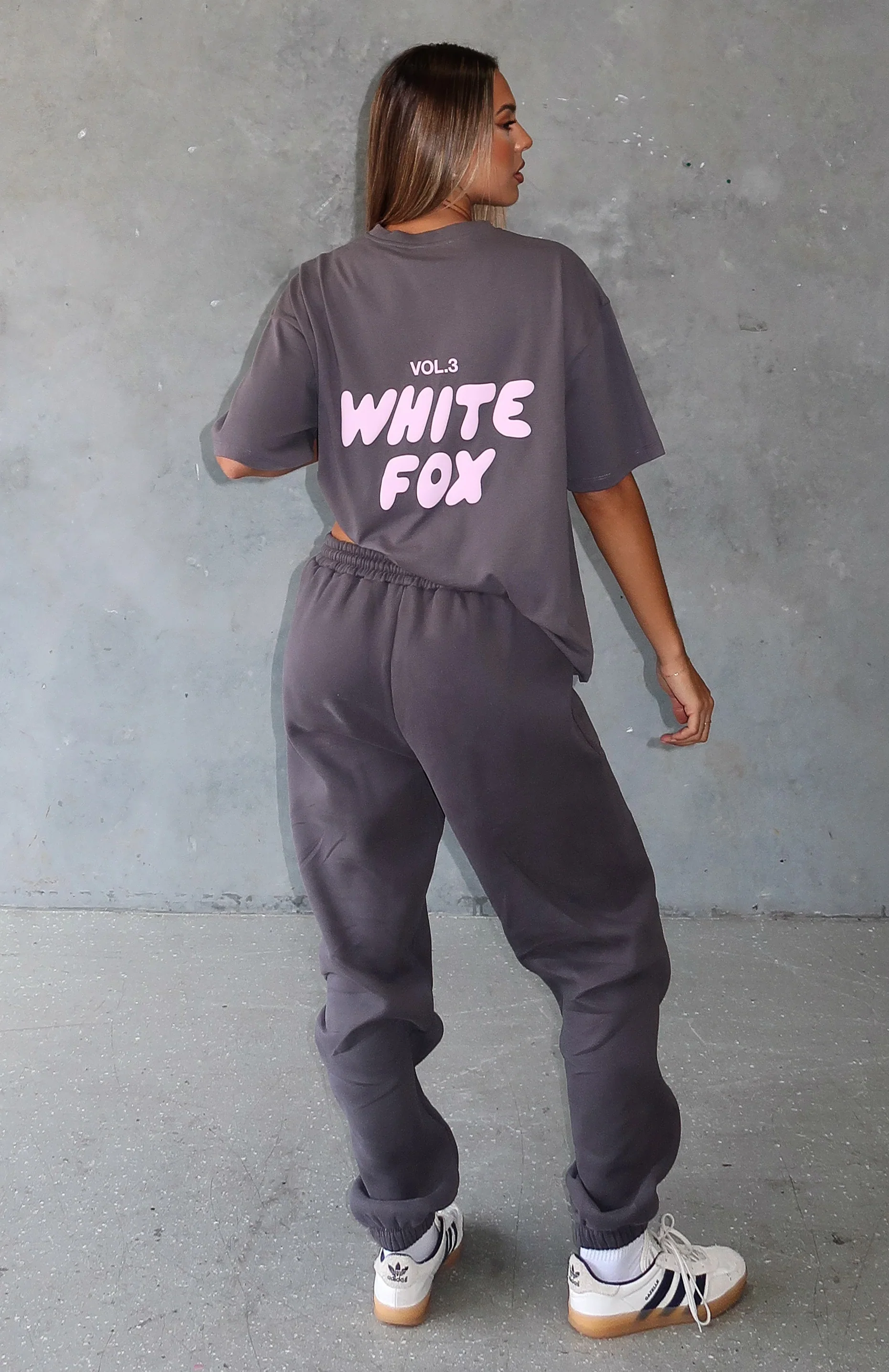 Offstage Back Graphic Oversized Tee Volcanic - luluinthesky