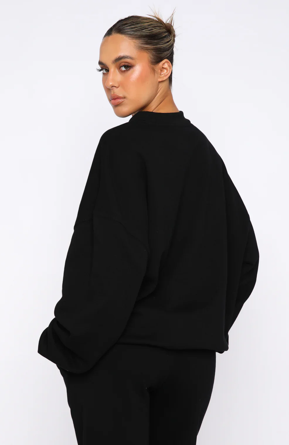 Own The Moment Sweater Black - luluinthesky