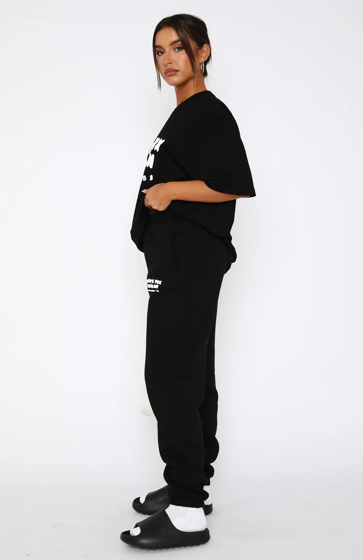 The Main Season Sweatpants Black - luluinthesky